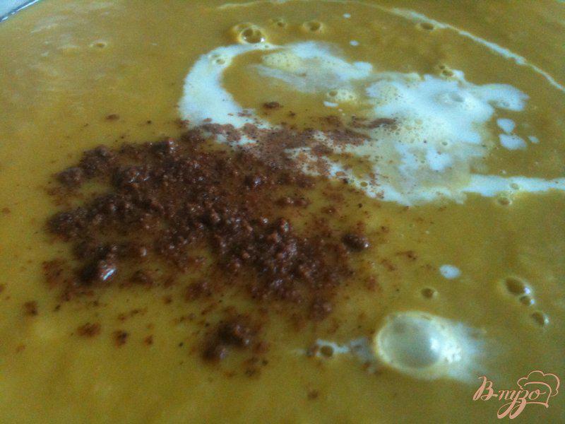 Фото приготовление рецепта: Тыквенный суп с  сырными клецками шаг №10