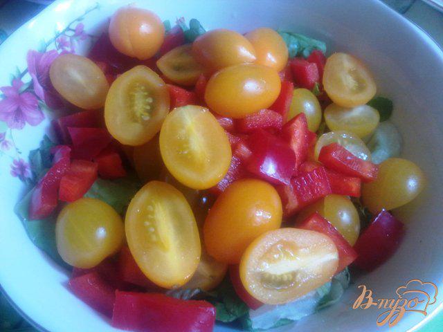 Фото приготовление рецепта: Овощной салат с камамбером шаг №5