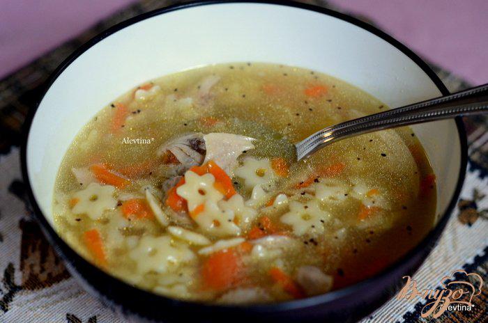 Фото приготовление рецепта: Куриный суп  с звездочками шаг №6
