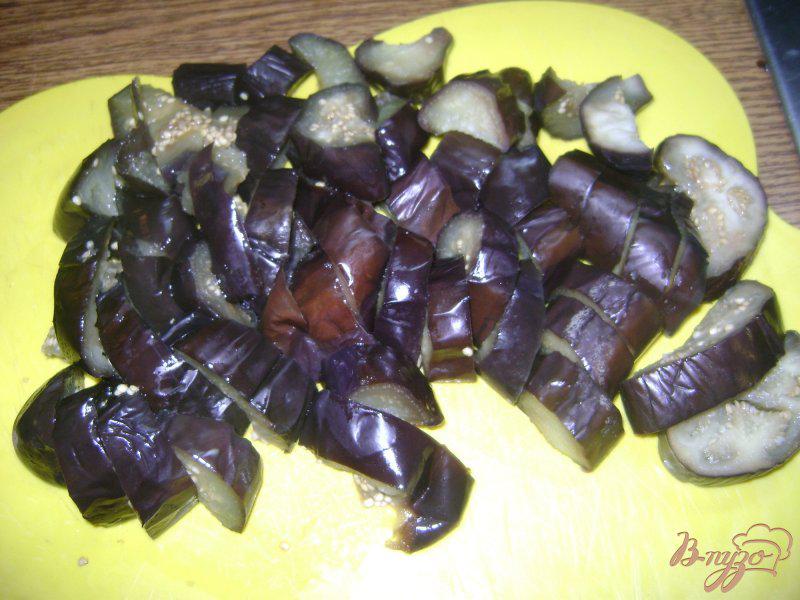 Фото приготовление рецепта: Салат из баклажан шаг №4