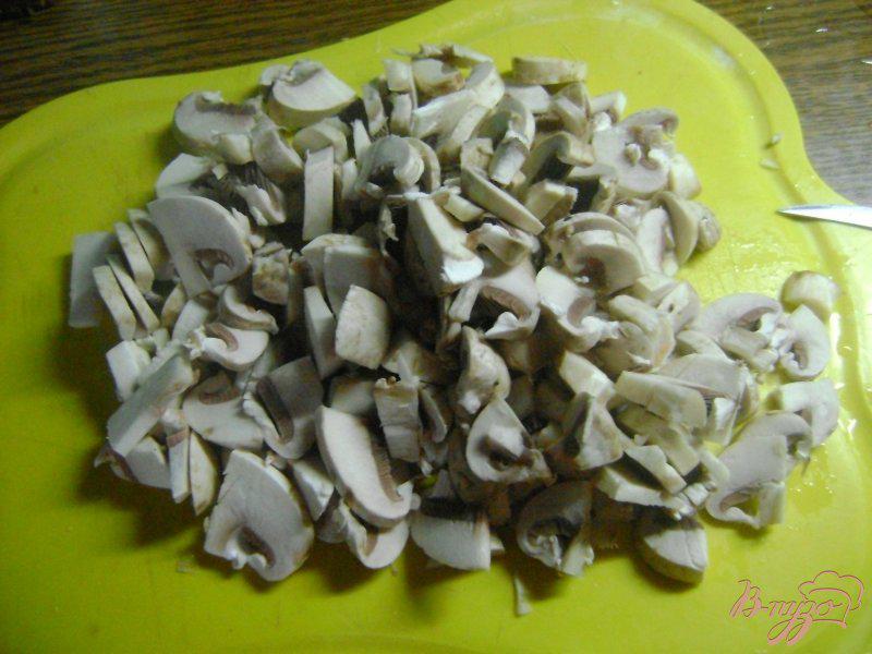 Фото приготовление рецепта: Жаркое с грибами и свининой в горшочках шаг №1