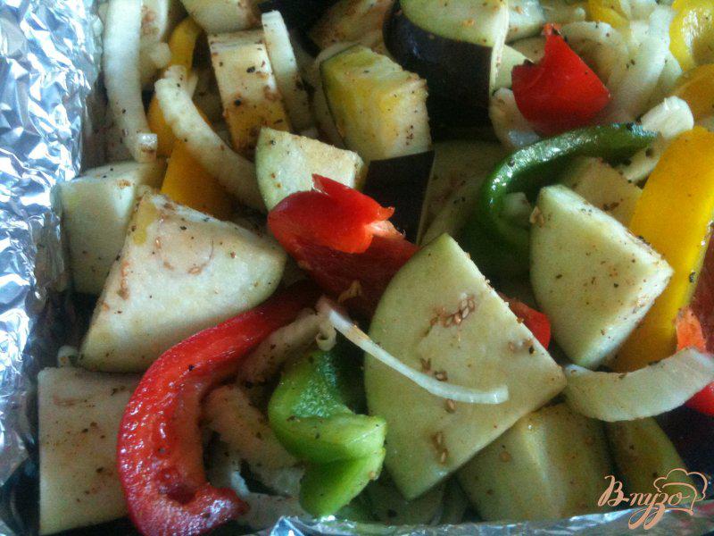 Фото приготовление рецепта: Гарнир из запеченных овощей с крупой по-восточному шаг №4