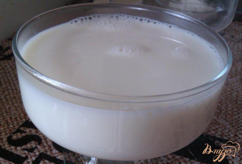 Фото приготовление рецепта: Молочно-ванильное желе шаг №4