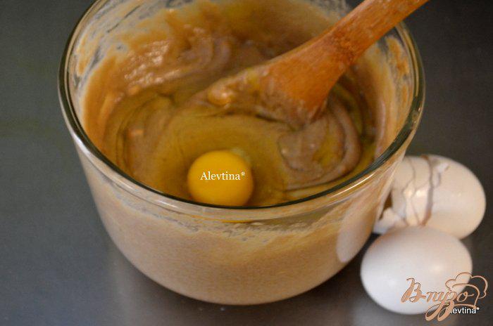 Фото приготовление рецепта: Фунтовый пряный кекс с апельсиново-ромовым соусом шаг №2