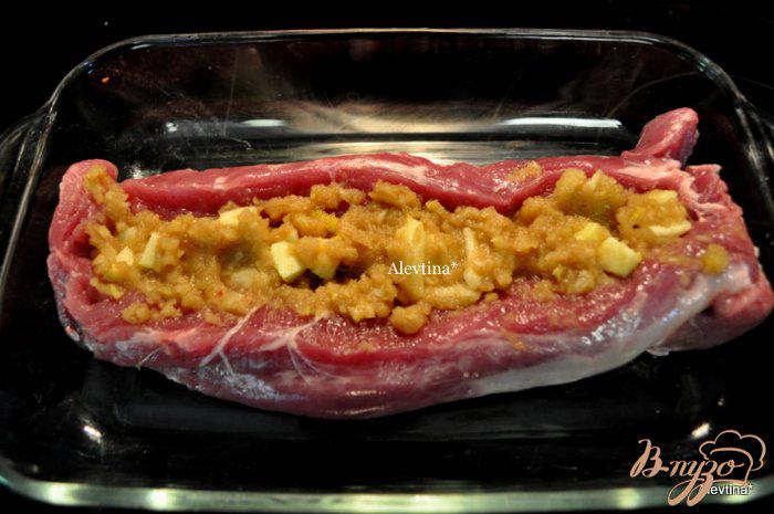 Фото приготовление рецепта: Свинина в ореховом соусе шаг №2