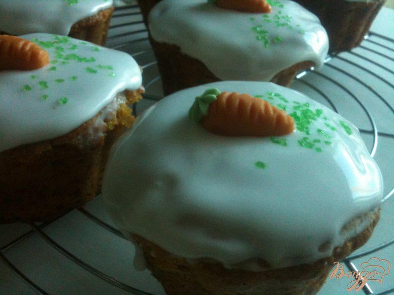 Фото приготовление рецепта: Кексы морковно-имбирные с медом шаг №11