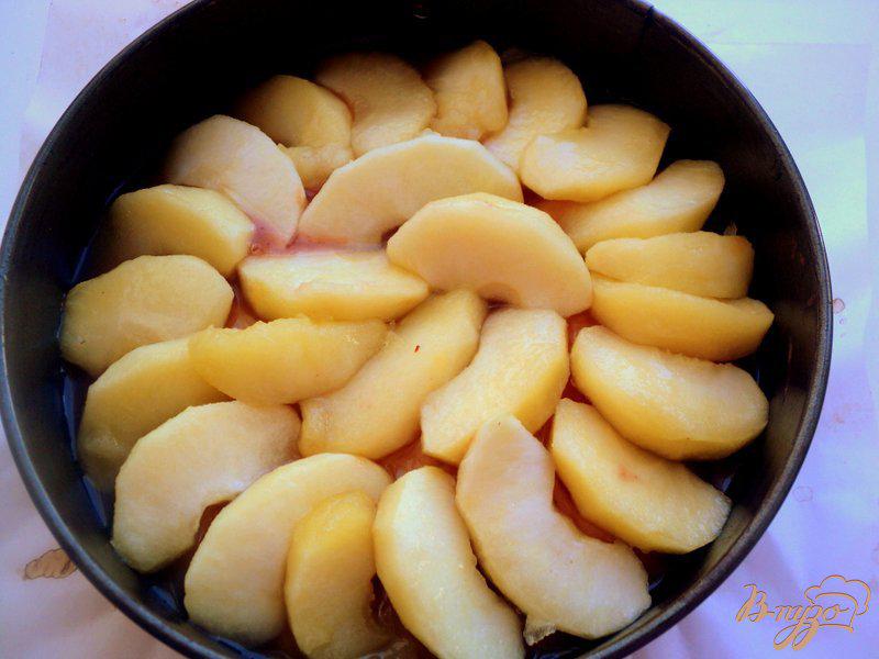 Фото приготовление рецепта: Яблочный пирог «Чакката» шаг №6