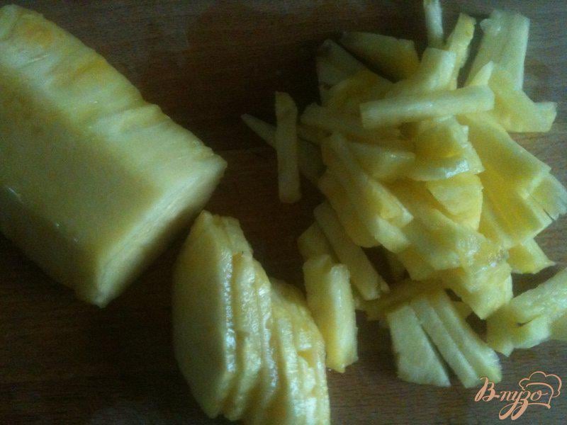 Фото приготовление рецепта: Корзиночки с ананасом и меренгой шаг №5