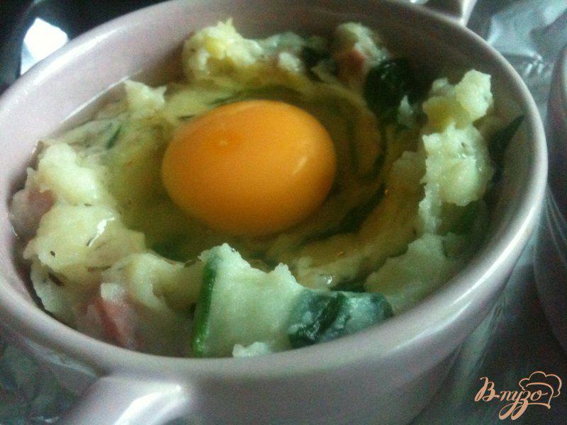 Фото приготовление рецепта: Картофельная запеканка с сюрпризом шаг №5