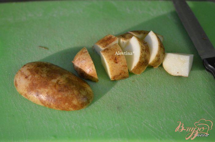 Фото приготовление рецепта: Картофельный гарнир в фольге шаг №1