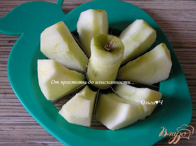 Фото приготовление рецепта: Шоколадный пирог с яблоками (в мультиварке) шаг №3