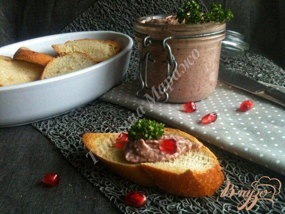 Фото приготовление рецепта: Паштет из красной фасоли с грецкими орехами шаг №3