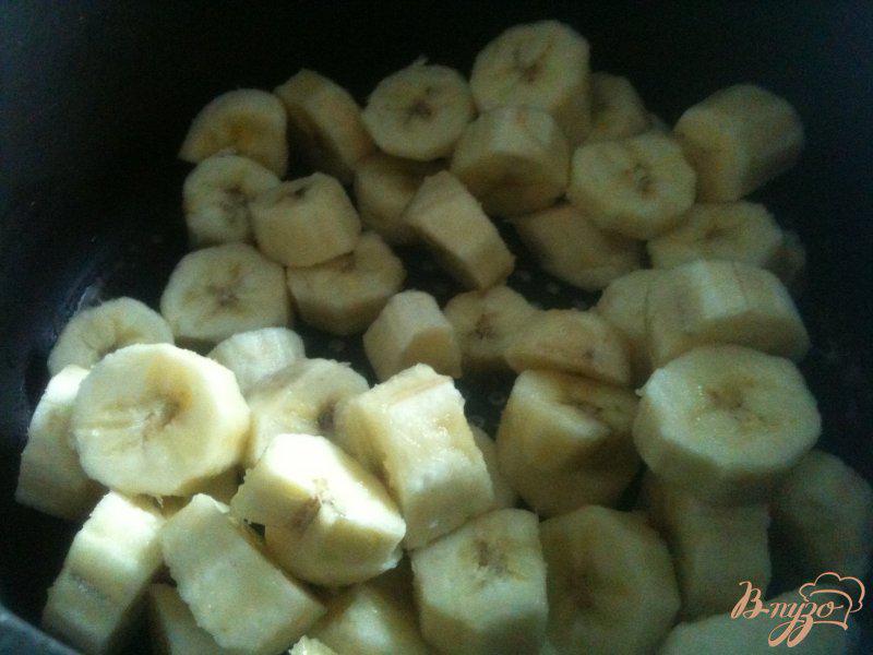 Фото приготовление рецепта: Бананово-кокосовая паста для завтрака шаг №1