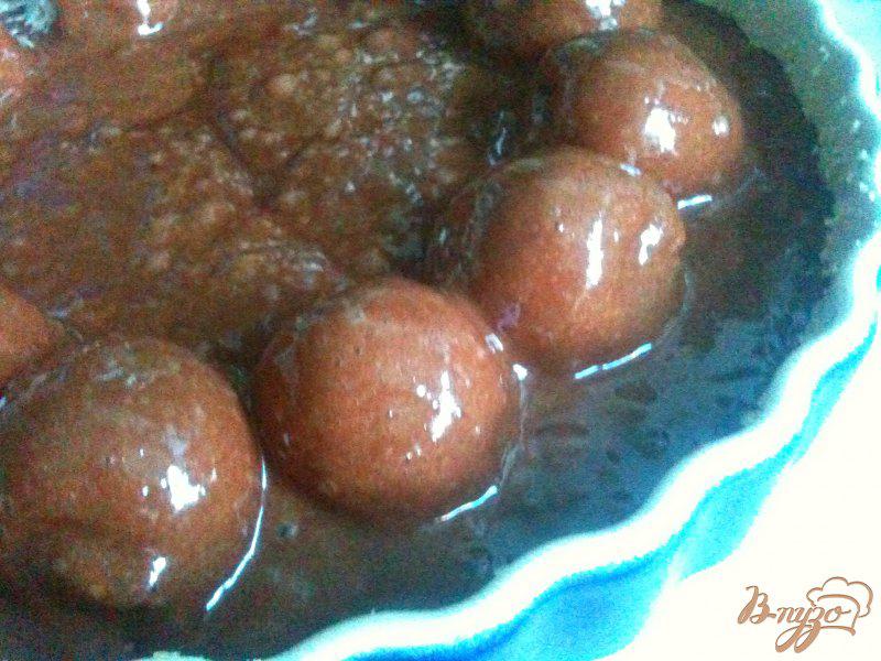 Фото приготовление рецепта: Шоколадный пирог с абрикосами шаг №7