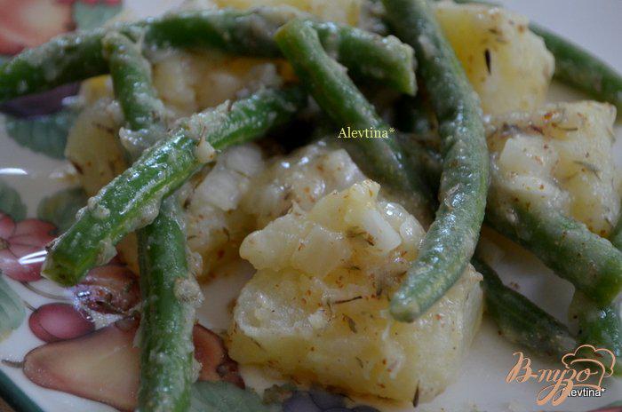 Фото приготовление рецепта: Картофель с зеленой фасолью шаг №5