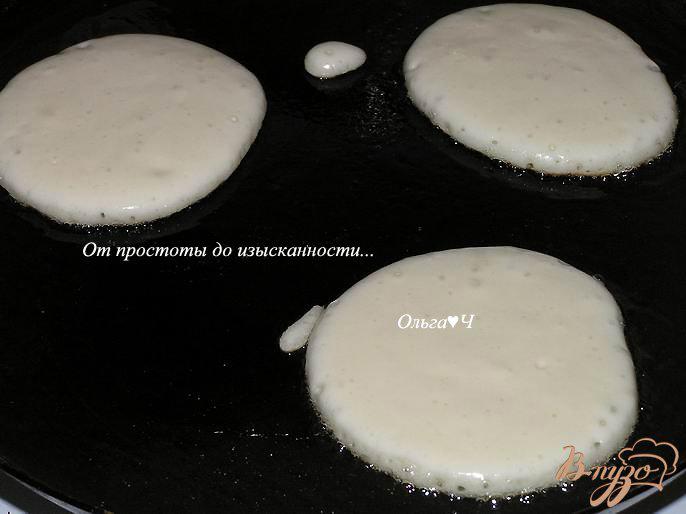 Фото приготовление рецепта: Йогуртовые панкейки шаг №4