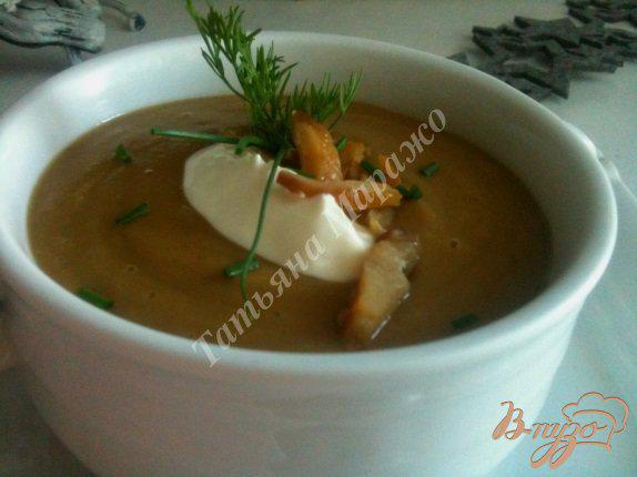 Фото приготовление рецепта: Крем-суп из каштанов и гусиной печени шаг №6