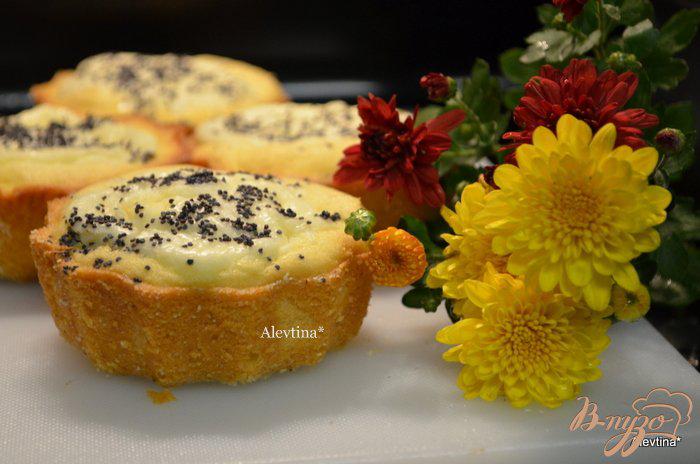 Фото приготовление рецепта: Кексы со сливочным сыром и маком шаг №7