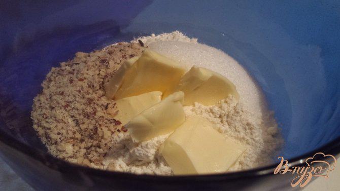 Фото приготовление рецепта: Десертный крем из авокадо с личи шаг №4