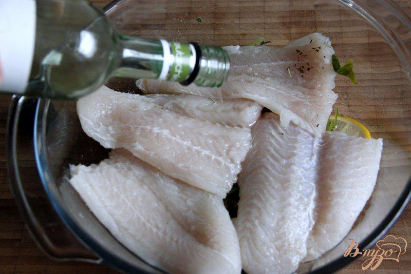 Фото приготовление рецепта: Рыба с цитрусовыми шаг №3