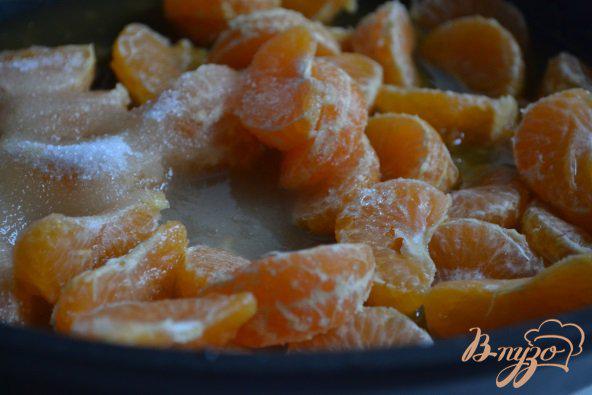 Фото приготовление рецепта: Кексики с мандаринами шаг №4
