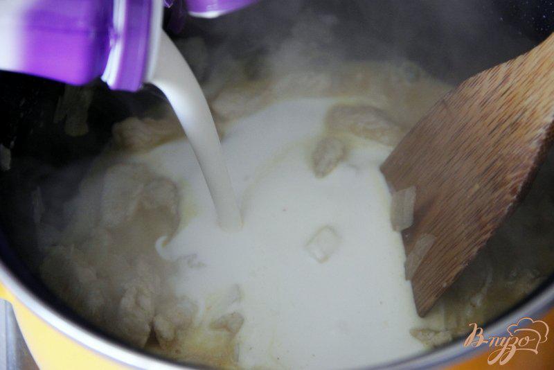 Фото приготовление рецепта: Филе индейки в сливочно-горчичном соусе шаг №3