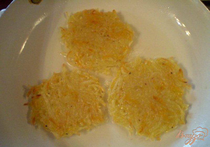Фото приготовление рецепта: Драники из картофеля и тыквы шаг №4