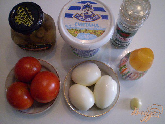 Фото приготовление рецепта: Салат с маринованными шампиньонами шаг №1