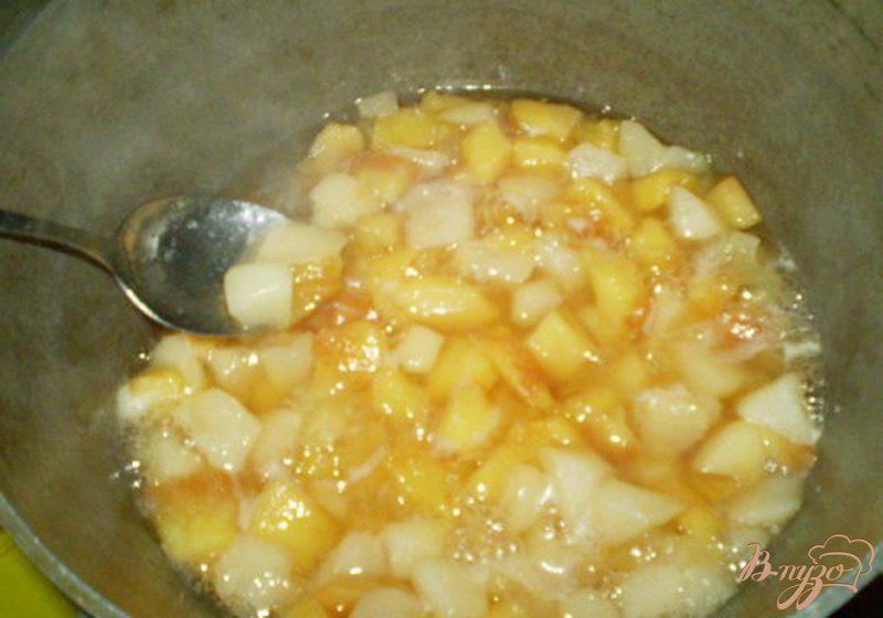 Фото приготовление рецепта: Джем из айвы, яблок и груш шаг №1