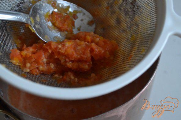 Фото приготовление рецепта: Закуска из свежего огурца с томатным желе шаг №2