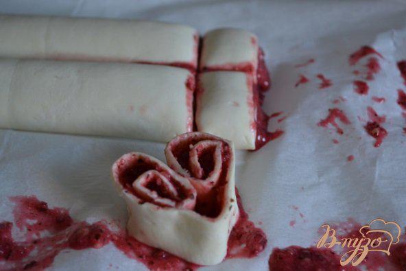 Фото приготовление рецепта: Сердечное печенье для девочек шаг №4