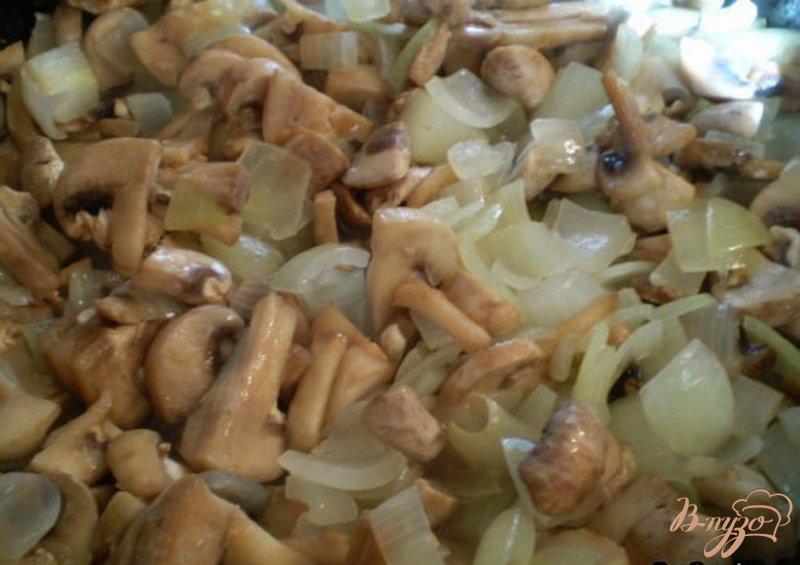 Фото приготовление рецепта: Печеночный паштет с грибами шаг №1