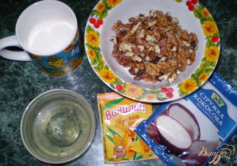 Фото приготовление рецепта: Ореховое печенье с кокосом шаг №1