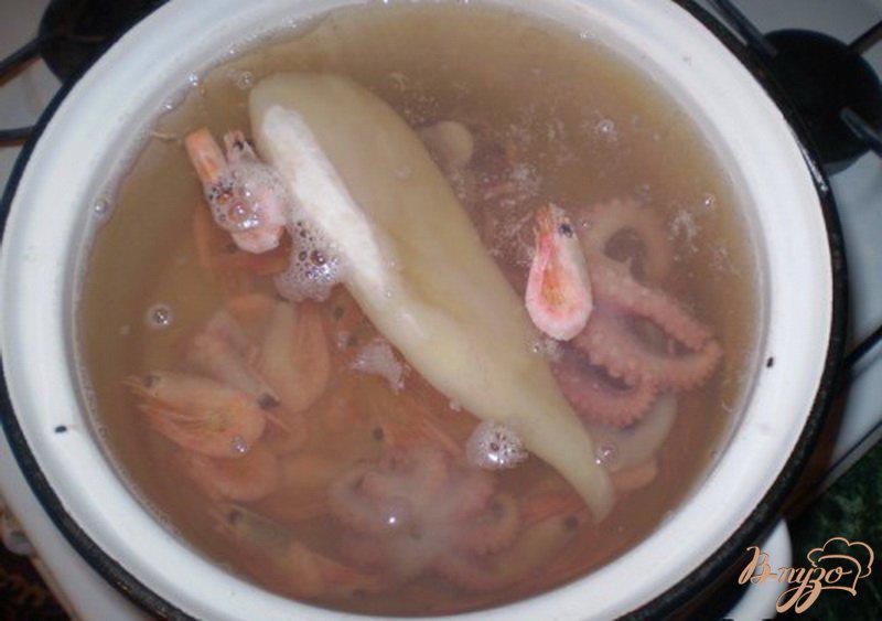 Фото приготовление рецепта: Сундук с морепродуктами шаг №3