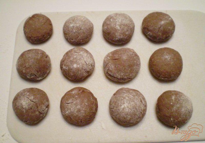 Фото приготовление рецепта: Печенье шоколадное шаг №5