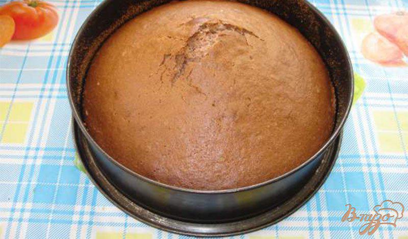 Фото приготовление рецепта: Сметанный торт с кофейно-масленным кремом и арахисом шаг №5