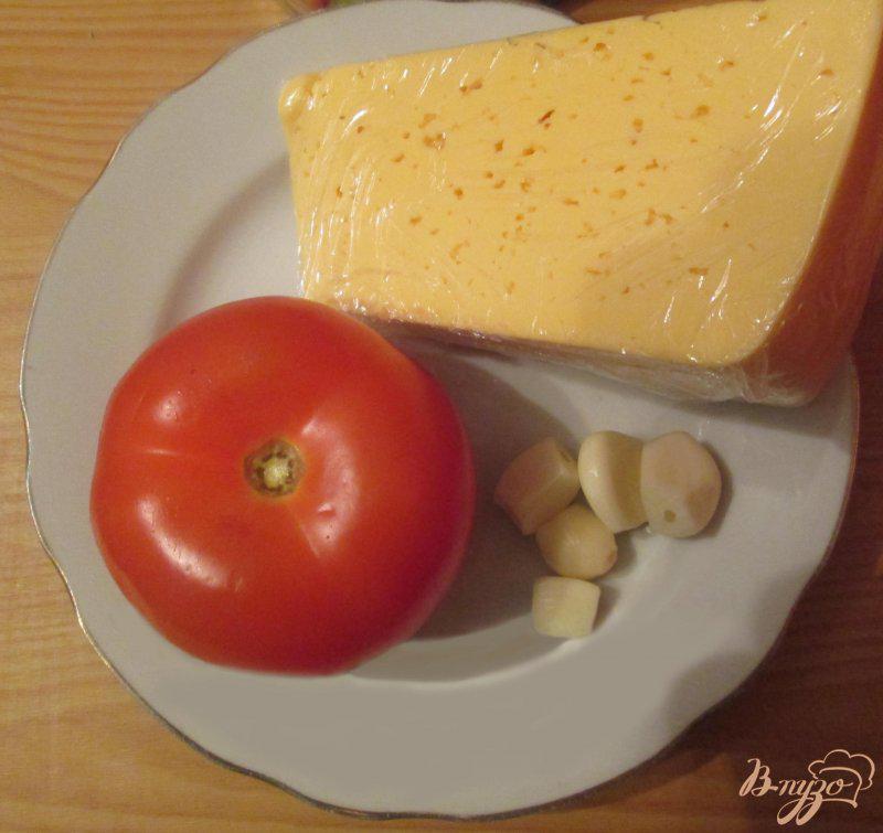 Фото приготовление рецепта: Помидоры с сыром и чесноком шаг №1