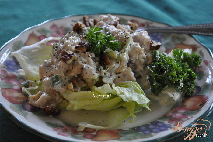 Фото приготовление рецепта: Салат куриный с хреном шаг №4