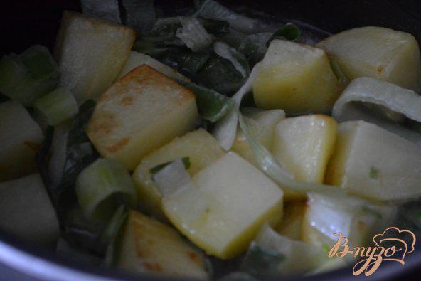 Фото приготовление рецепта: Горохово-шпинатный суп с горчицей шаг №1
