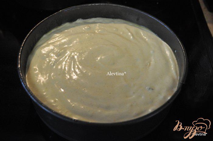 Фото приготовление рецепта: Ореховый торт шаг №8