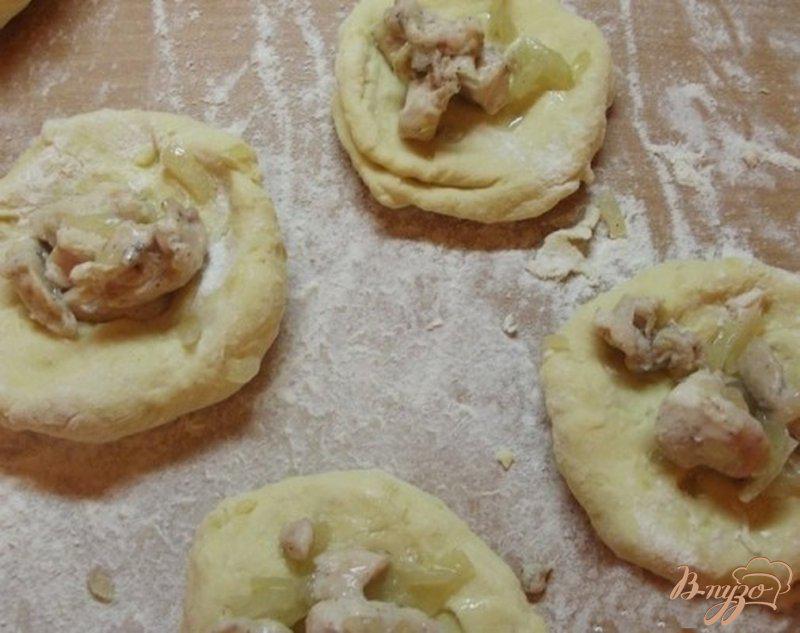 Фото приготовление рецепта: Шарики из картофеля под вишневым соусом шаг №7