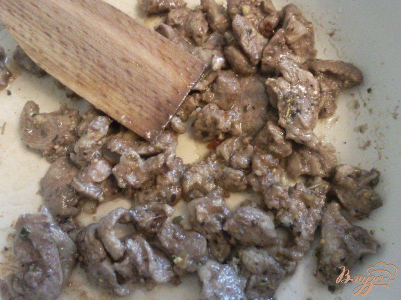 Фото приготовление рецепта: Салат из баранины и риса шаг №1