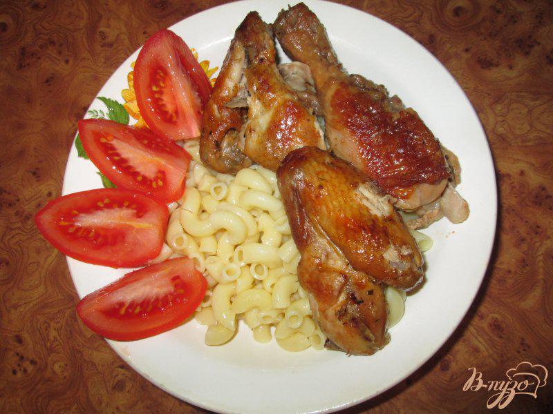Фото приготовление рецепта: Курица запеченная целиком в специальном соусе. шаг №4