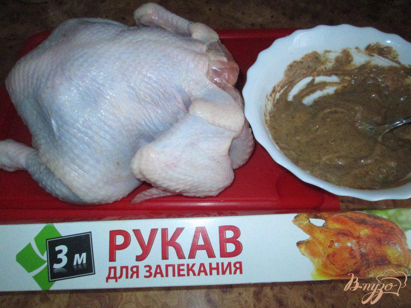 Фото приготовление рецепта: Курица запеченная целиком в специальном соусе. шаг №1