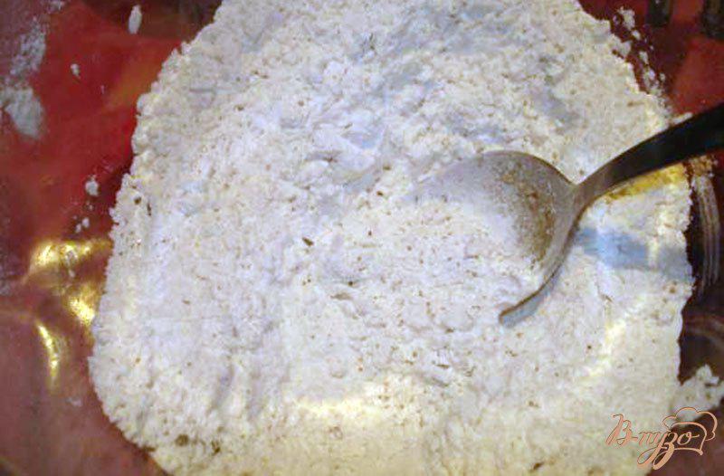 Фото приготовление рецепта: Томатный хлеб шаг №2