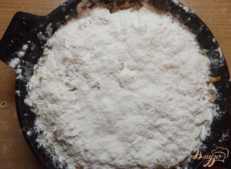 Фото приготовление рецепта: Насыпной пирог с тыквой и яблоками шаг №6