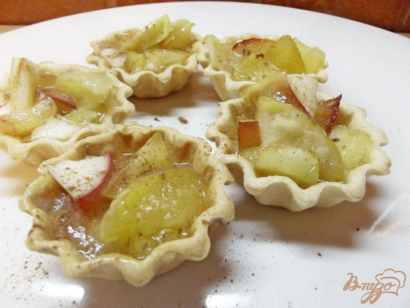 Фото приготовление рецепта: Тарталетки со сливками и фруктами шаг №6