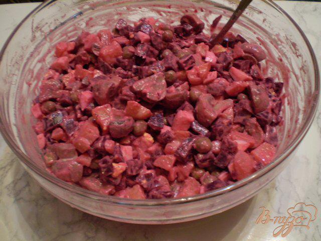Фото приготовление рецепта: Овощной салат с шампиньонами шаг №3