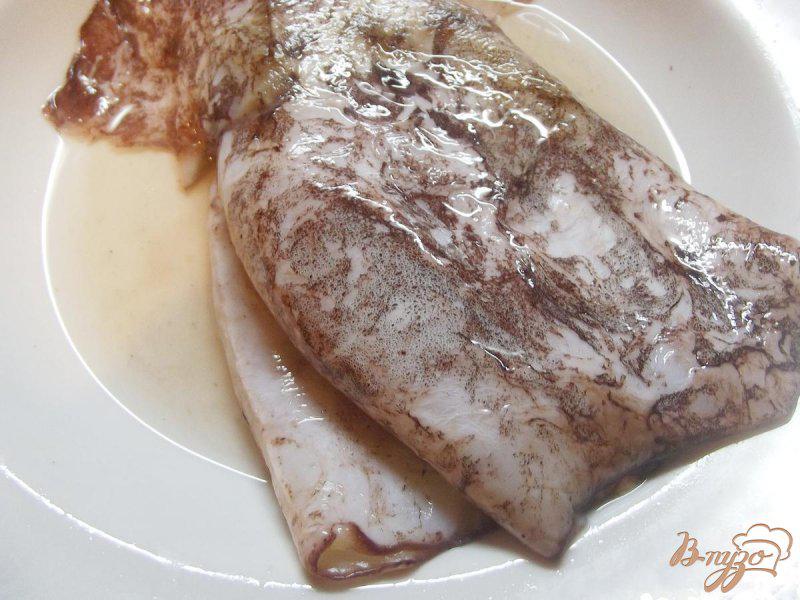 Фото приготовление рецепта: Тарталетки с пастой из кальмара шаг №3