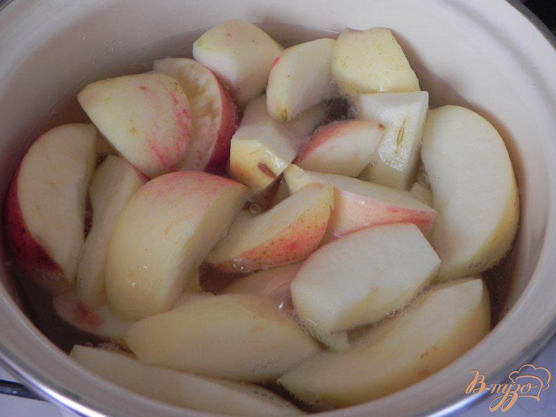 Фото приготовление рецепта: Яблочный компот шаг №3